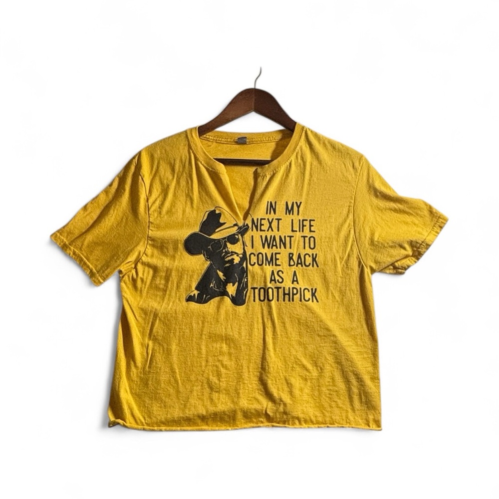 Women’s Rip From YellowStone Graphic Crop Top Size Large Yellow Short Sleeve